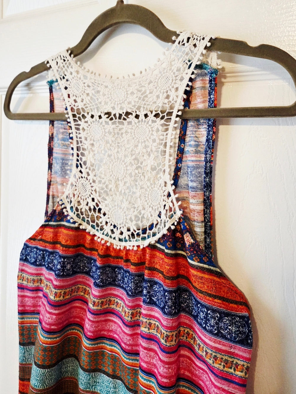 Embroided Tank Top - Multicolor - Picture 3 of 4